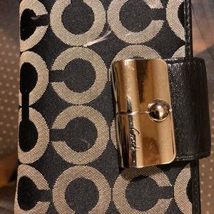 Coach wallet in perfect condition